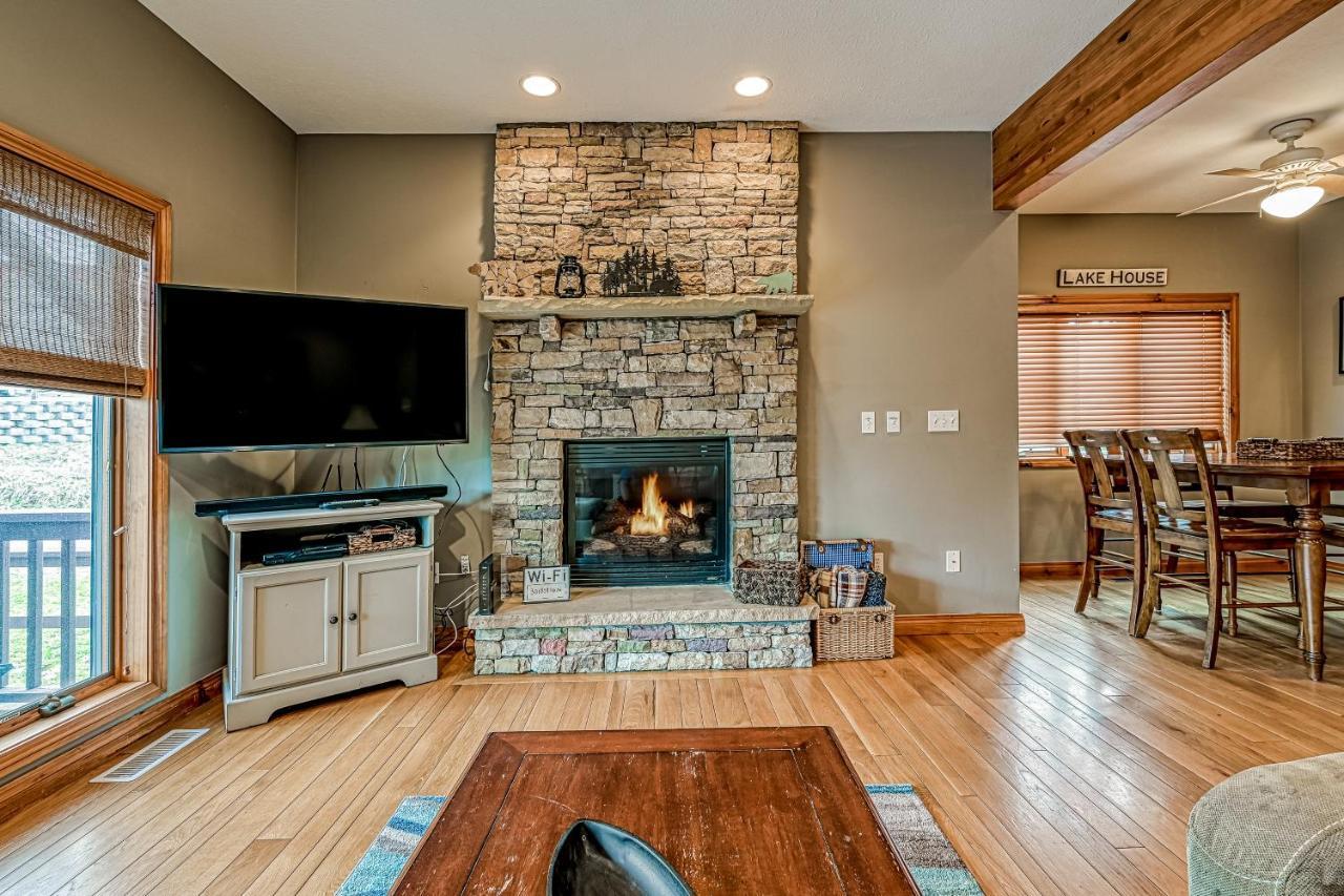 Roze Creek Villa McHenry Exterior photo